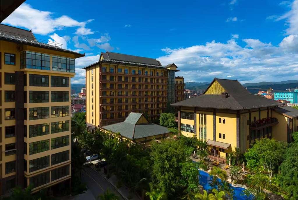 Ramada Plaza Xishuangbanna Hotel Екстериор снимка