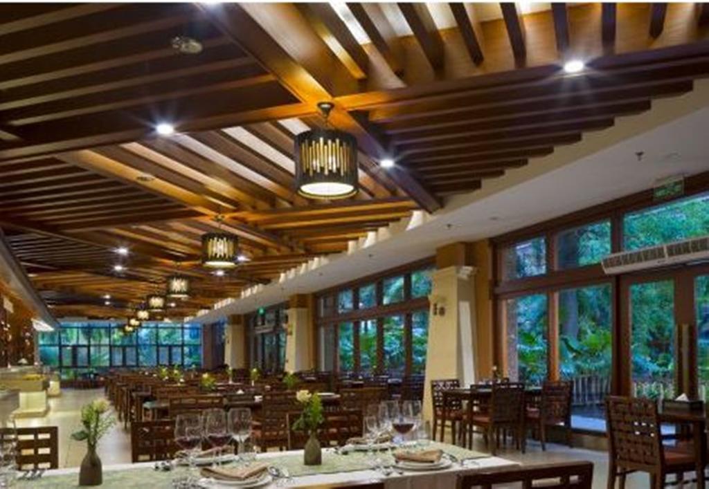 Ramada Plaza Xishuangbanna Hotel Екстериор снимка