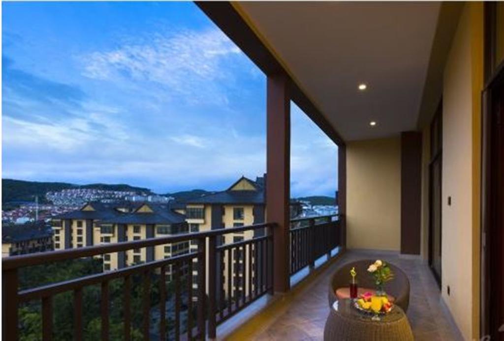 Ramada Plaza Xishuangbanna Hotel Екстериор снимка